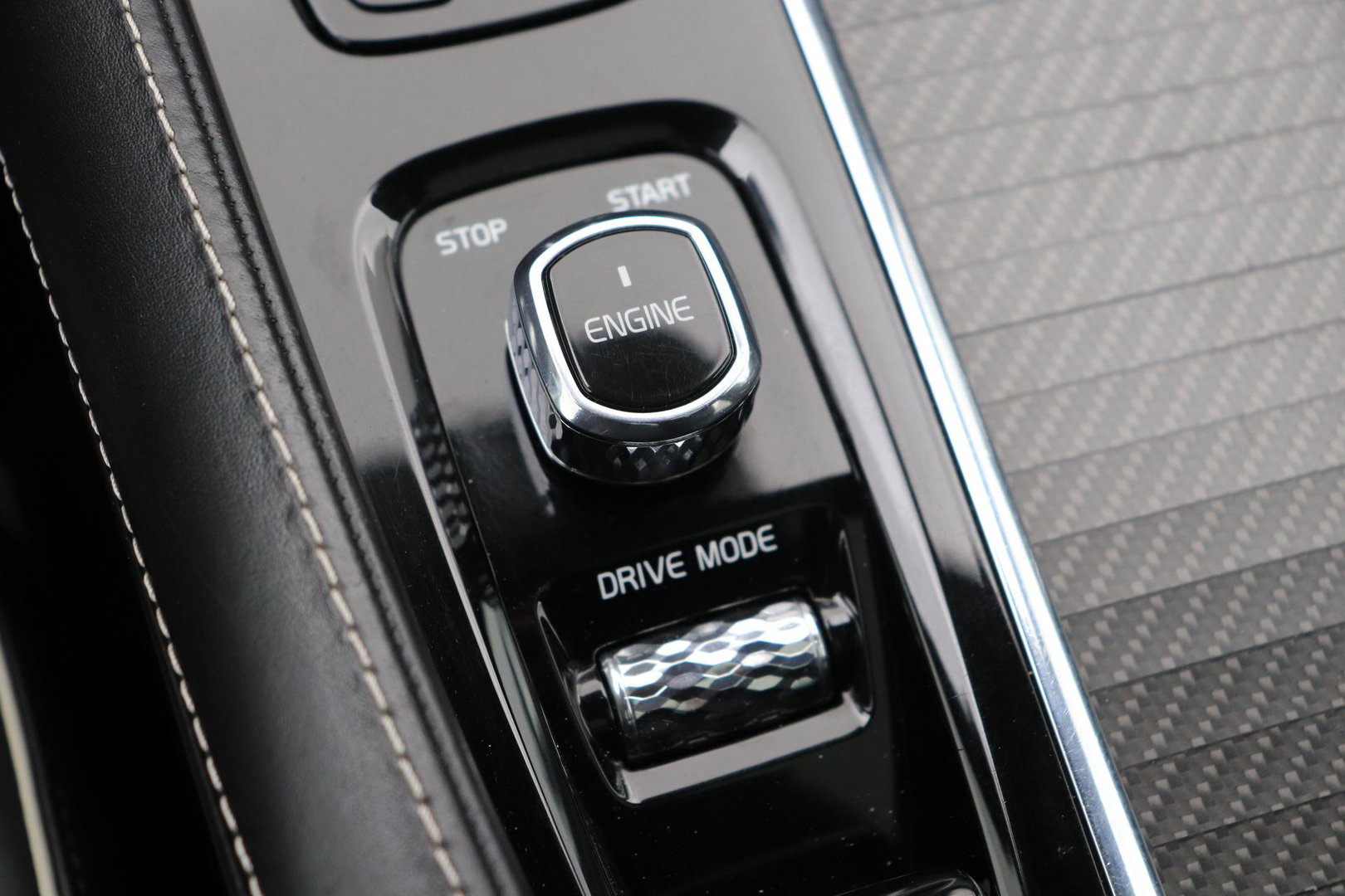 Volvo XC90 T8 Twin Engine R-Design | 7P | ACC | Panoramadak | Bowers&Wilkins | 360° Camera | Head-Up | Trekhaak