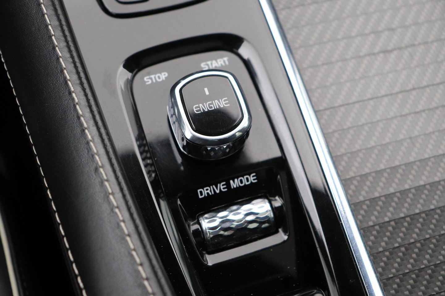 Volvo XC90 T8 Twin Engine R-Design | 7P | ACC | Panoramadak | Bowers&Wilkins | 360° Camera | Head-Up | Trekhaak