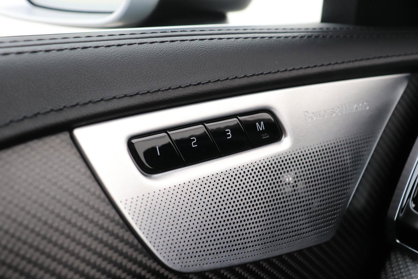Volvo XC90 T8 Twin Engine R-Design | 7P | ACC | Panoramadak | Bowers&Wilkins | 360° Camera | Head-Up | Trekhaak