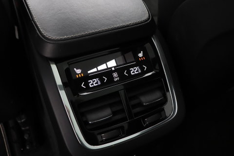 Volvo XC90 T8 Twin Engine R-Design | 7P | ACC | Panoramadak | Bowers&Wilkins | 360° Camera | Head-Up | Trekhaak