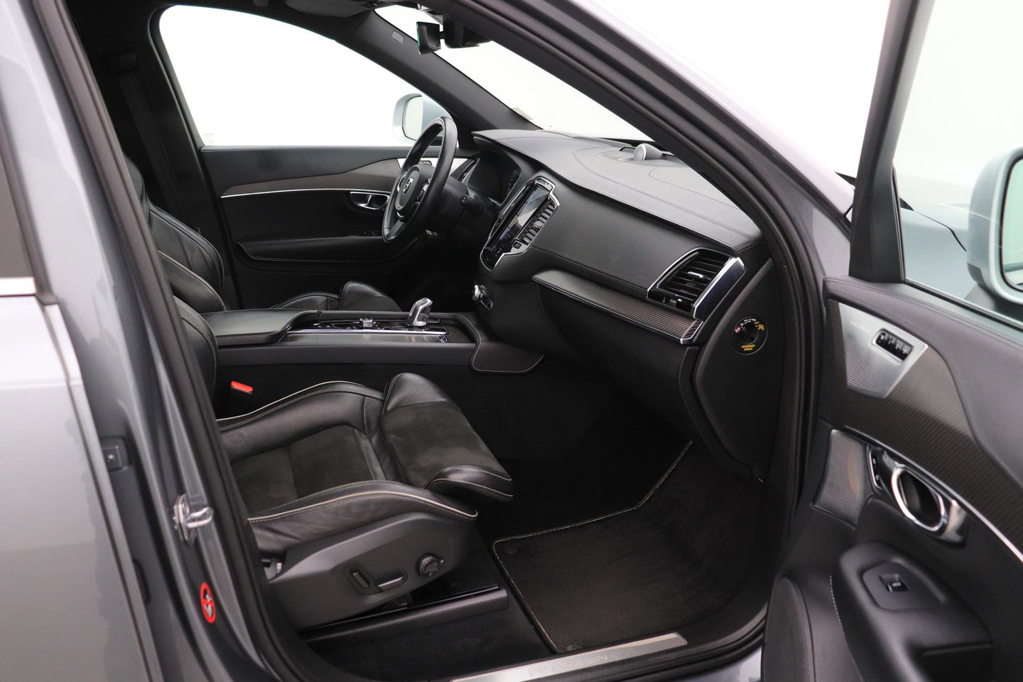 Volvo XC90 T8 Twin Engine R-Design | 7P | ACC | Panoramadak | Bowers&Wilkins | 360° Camera | Head-Up | Trekhaak