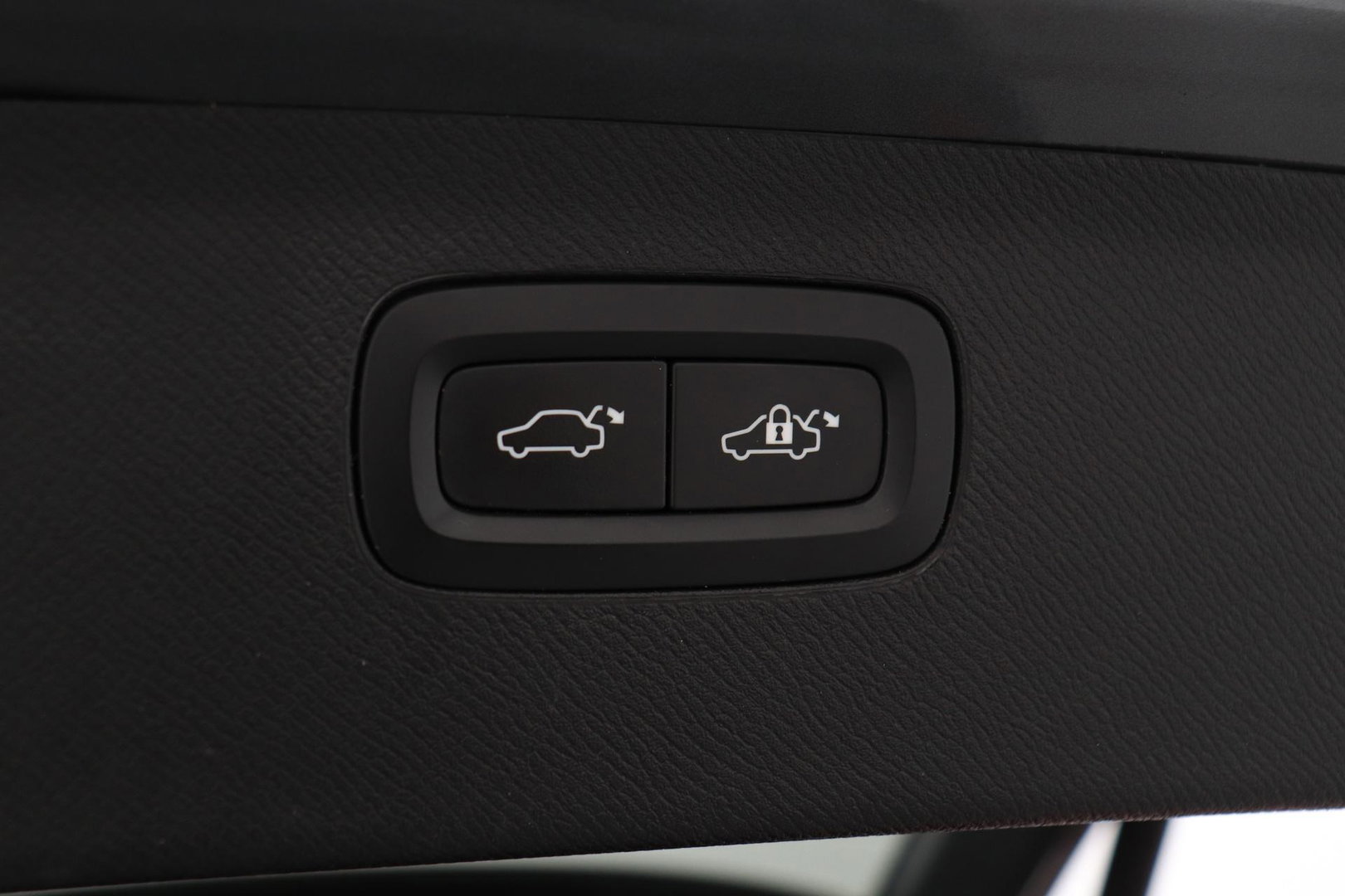 Volvo XC90 T8 Twin Engine R-Design | 7P | ACC | Panoramadak | Bowers&Wilkins | 360° Camera | Head-Up | Trekhaak
