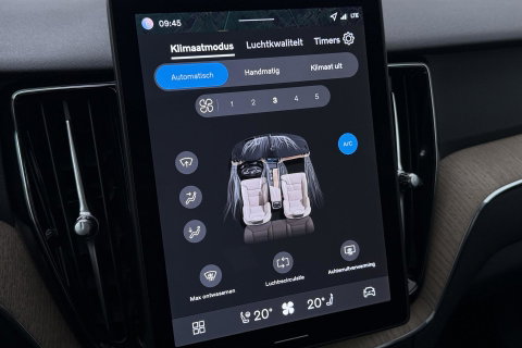 Volvo XC60 T8 Plug-in hybrid Plus Dark | FACELIFT | ACC | Panoramadak | Head-Up | Harman/Kardon | 360° Camera | BLIS