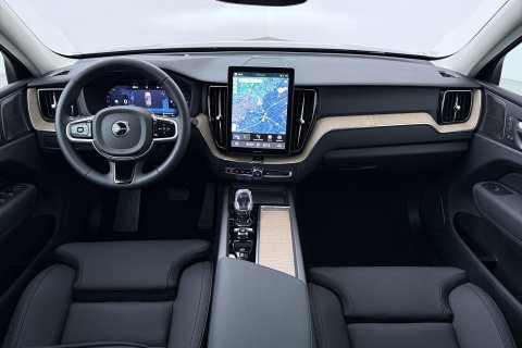 Volvo XC60 T8 Plug-in hybrid Plus Dark | FACELIFT | ACC | Panoramadak | Head-Up | Harman/Kardon | 360° Camera | BLIS