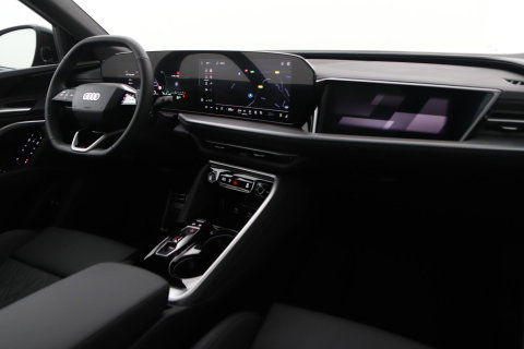 Audi Q5 2.0 TFSI Quattro S edition Competition | 21 Inch | Trekhaak | Panoramadak | Stoelventilatie