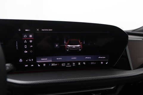 Audi Q5 2.0 TFSI Quattro S edition Competition | 21 Inch | Trekhaak | Panoramadak | Stoelventilatie