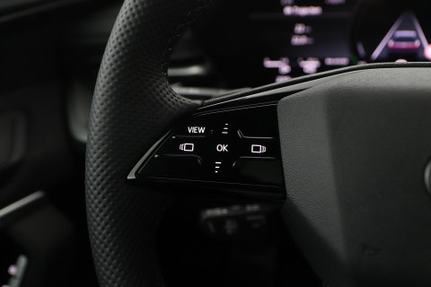 Audi Q5 2.0 TFSI Quattro S edition Competition | 21 Inch | Trekhaak | Panoramadak | Stoelventilatie