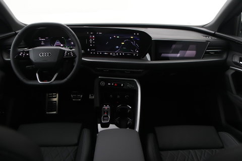 Audi Q5 2.0 TFSI Quattro S edition Competition | 21 Inch | Trekhaak | Panoramadak | Stoelventilatie
