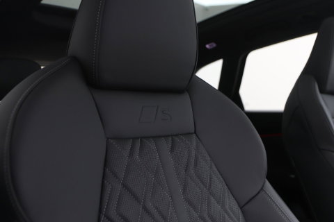 Audi Q5 2.0 TFSI Quattro S edition Competition | 21 Inch | Trekhaak | Panoramadak | Stoelventilatie