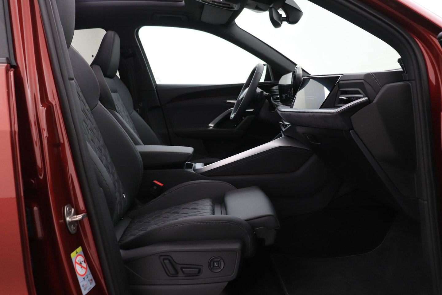 Audi Q5 2.0 TFSI Quattro S edition Competition | 21 Inch | Trekhaak | Panoramadak | Stoelventilatie