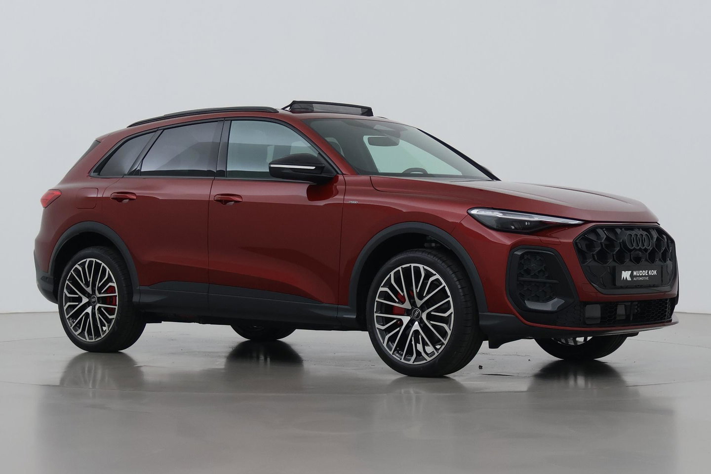 Audi Q5 2.0 TFSI Quattro S edition Competition | 21 Inch | Trekhaak | Panoramadak | Stoelventilatie