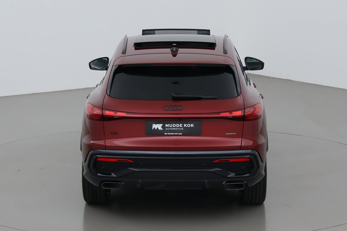 Audi Q5 2.0 TFSI Quattro S edition Competition | 21 Inch | Trekhaak | Panoramadak | Stoelventilatie