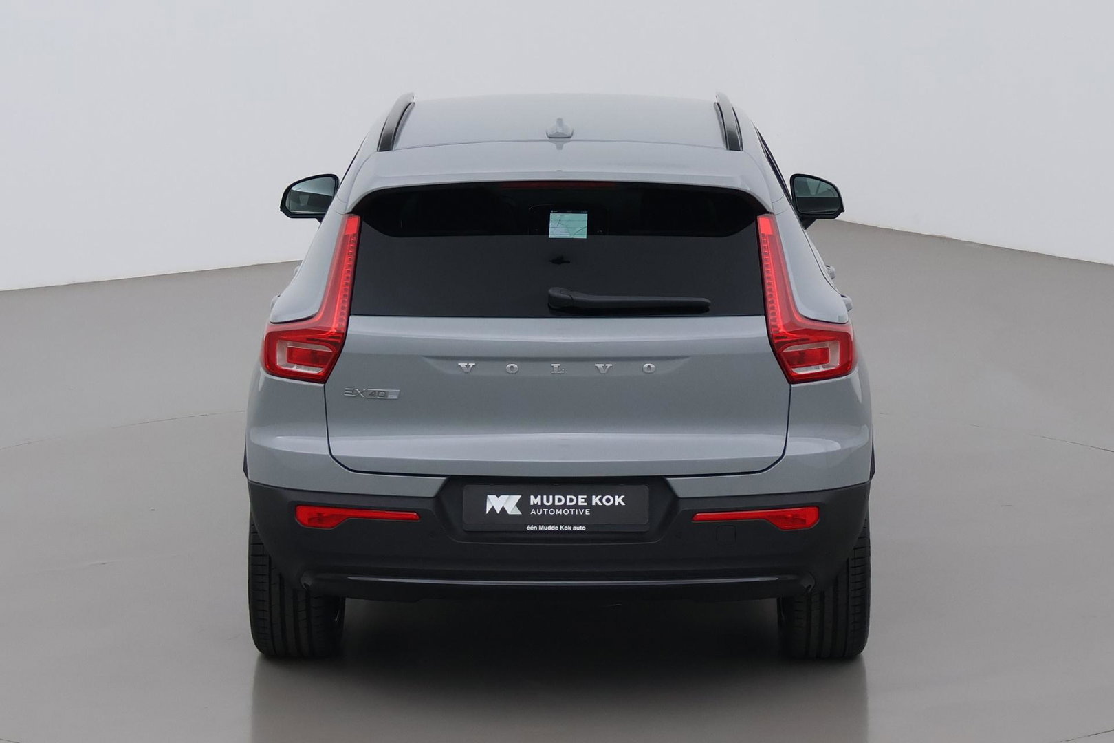 Volvo EX40 Single Motor Extended Range Plus 82 kWh | ACC | Harman/Kardon | 360° Camera | BLIS | Stoel+Stuurverwarming | 19 Inch
