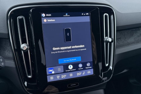 Volvo EX40 Single Motor Extended Range Plus 82 kWh | ACC | Harman/Kardon | 360° Camera | BLIS | Stoel+Stuurverwarming | 19 Inch