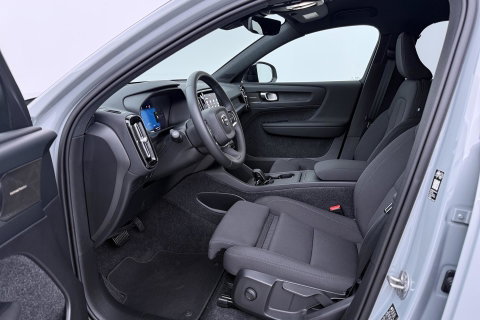 Volvo EX40 Single Motor Extended Range Plus 82 kWh | ACC | Harman/Kardon | 360° Camera | BLIS | Stoel+Stuurverwarming | 19 Inch