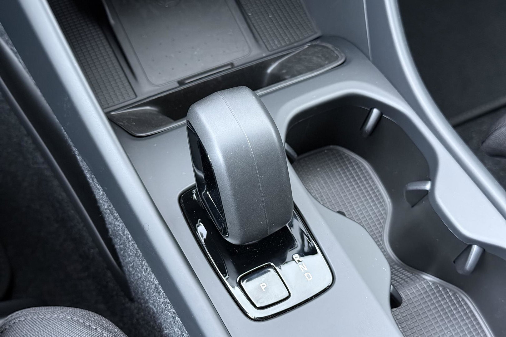 Volvo EX40 Single Motor Extended Range Plus 82 kWh | ACC | Harman/Kardon | 360° Camera | BLIS | Stoel+Stuurverwarming | 19 Inch