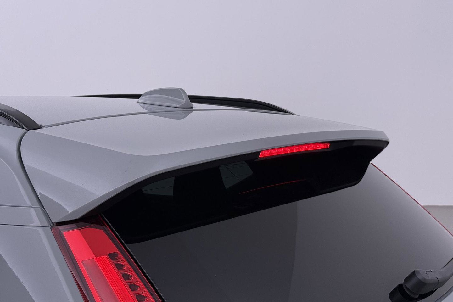 Volvo EX40 Single Motor Extended Range Plus 82 kWh | ACC | Harman/Kardon | 360° Camera | BLIS | Stoel+Stuurverwarming | 19 Inch
