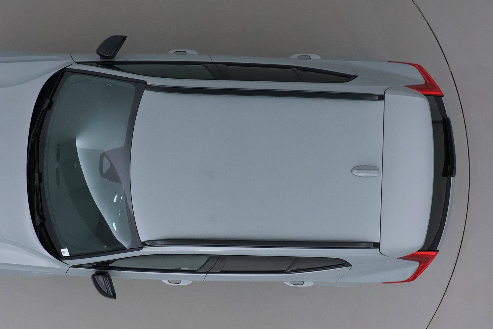 Volvo EX40 Single Motor Extended Range Plus 82 kWh | ACC | Harman/Kardon | 360° Camera | BLIS | Stoel+Stuurverwarming | 19 Inch