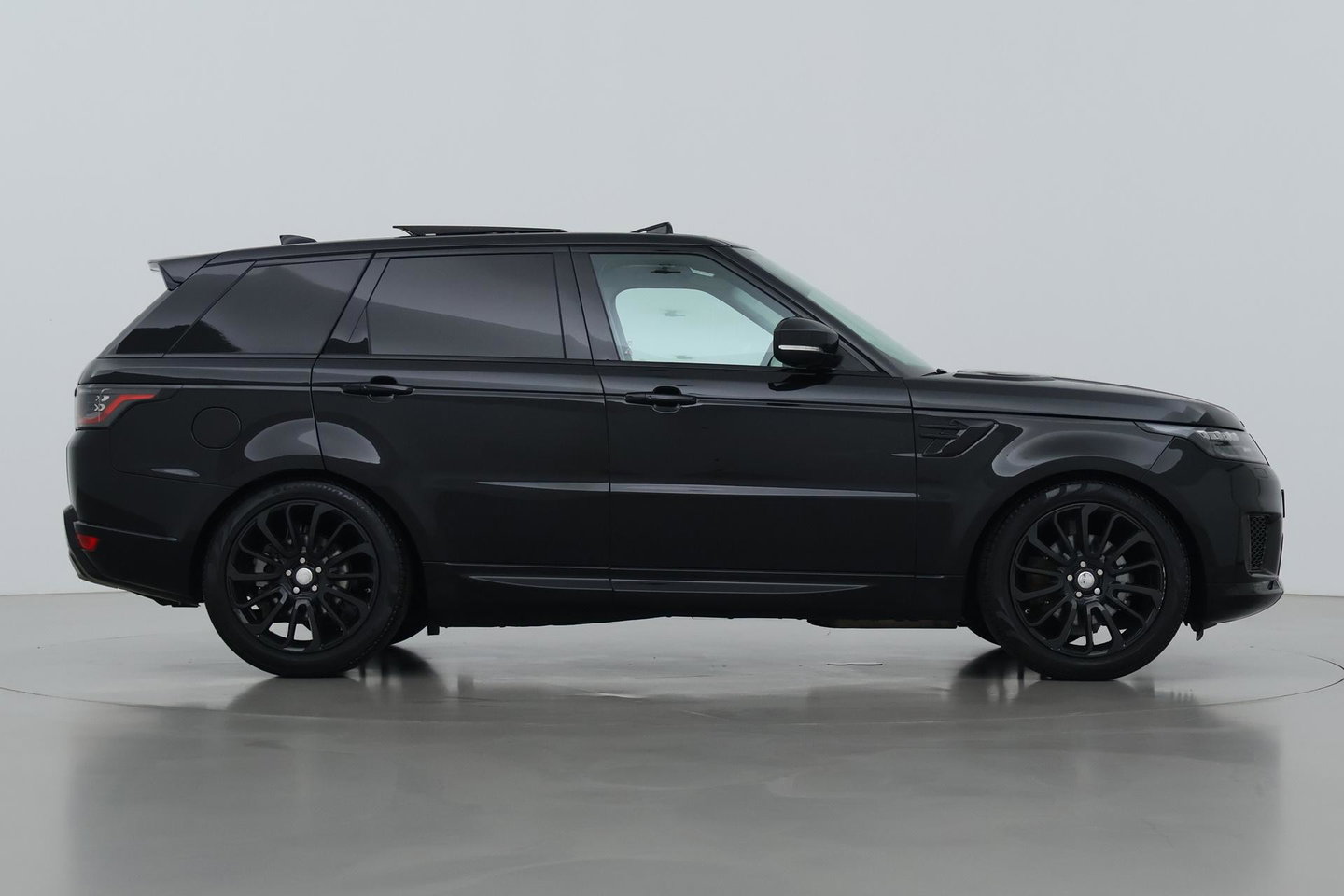 Land Rover Range Rover Sport 3.0 SDV6 HSE | GRIJS KENTEKEN | Luchtvering | Panoramadak | Stoelventilatie | Meridian | ACC | 21 inch