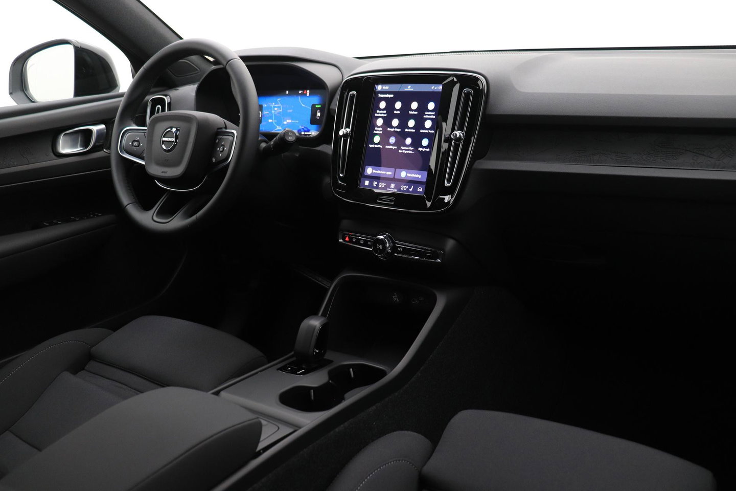 Volvo EX40 Extended Range Plus Black Edition 82 kWh | ACC | Harman/Kardon | 360° Camera | Stoel+Stuurverwarming | BLIS | 20 Inch