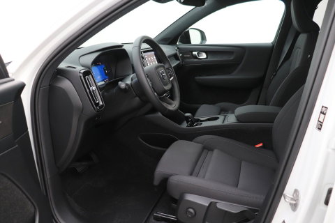 Volvo EX40 Extended Range Plus Black Edition 82 kWh | ACC | Harman/Kardon | 360° Camera | Stoel+Stuurverwarming | BLIS | 20 Inch
