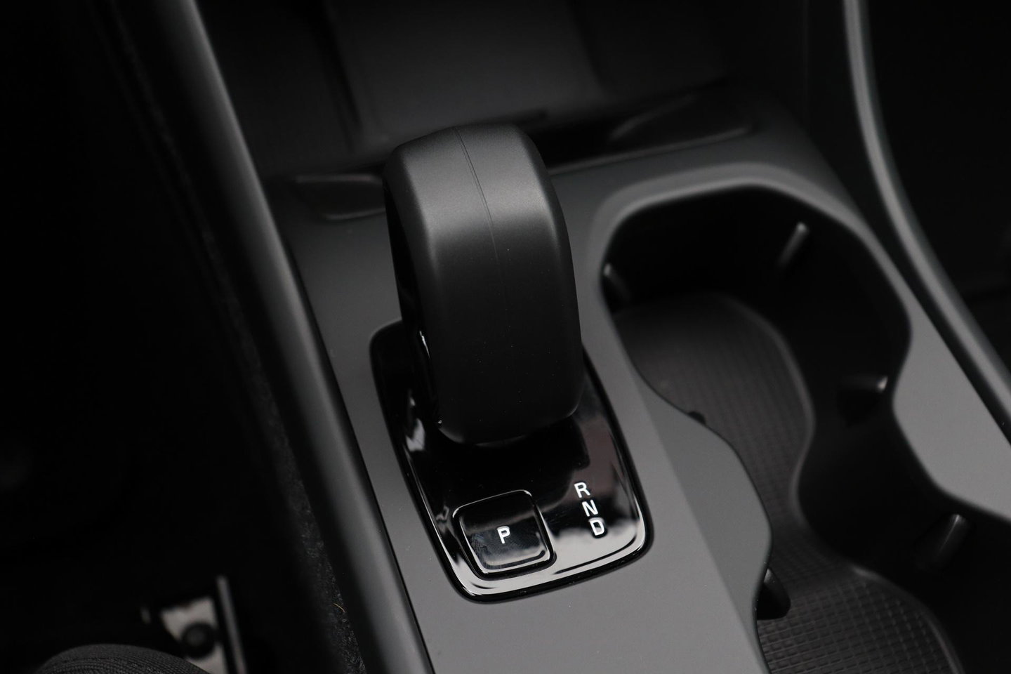 Volvo EX40 Extended Range Plus Black Edition 82 kWh | ACC | Harman/Kardon | 360° Camera | Stoel+Stuurverwarming | BLIS | 20 Inch