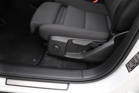 Volvo EX40 Extended Range Plus Black Edition 82 kWh | ACC | Harman/Kardon | 360° Camera | Stoel+Stuurverwarming | BLIS | 20 Inch