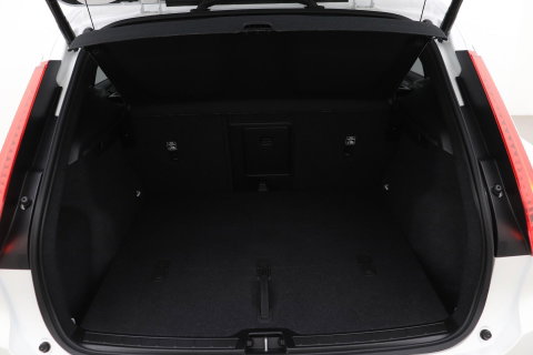 Volvo EX40 Extended Range Plus Black Edition 82 kWh | ACC | Harman/Kardon | 360° Camera | Stoel+Stuurverwarming | BLIS | 20 Inch