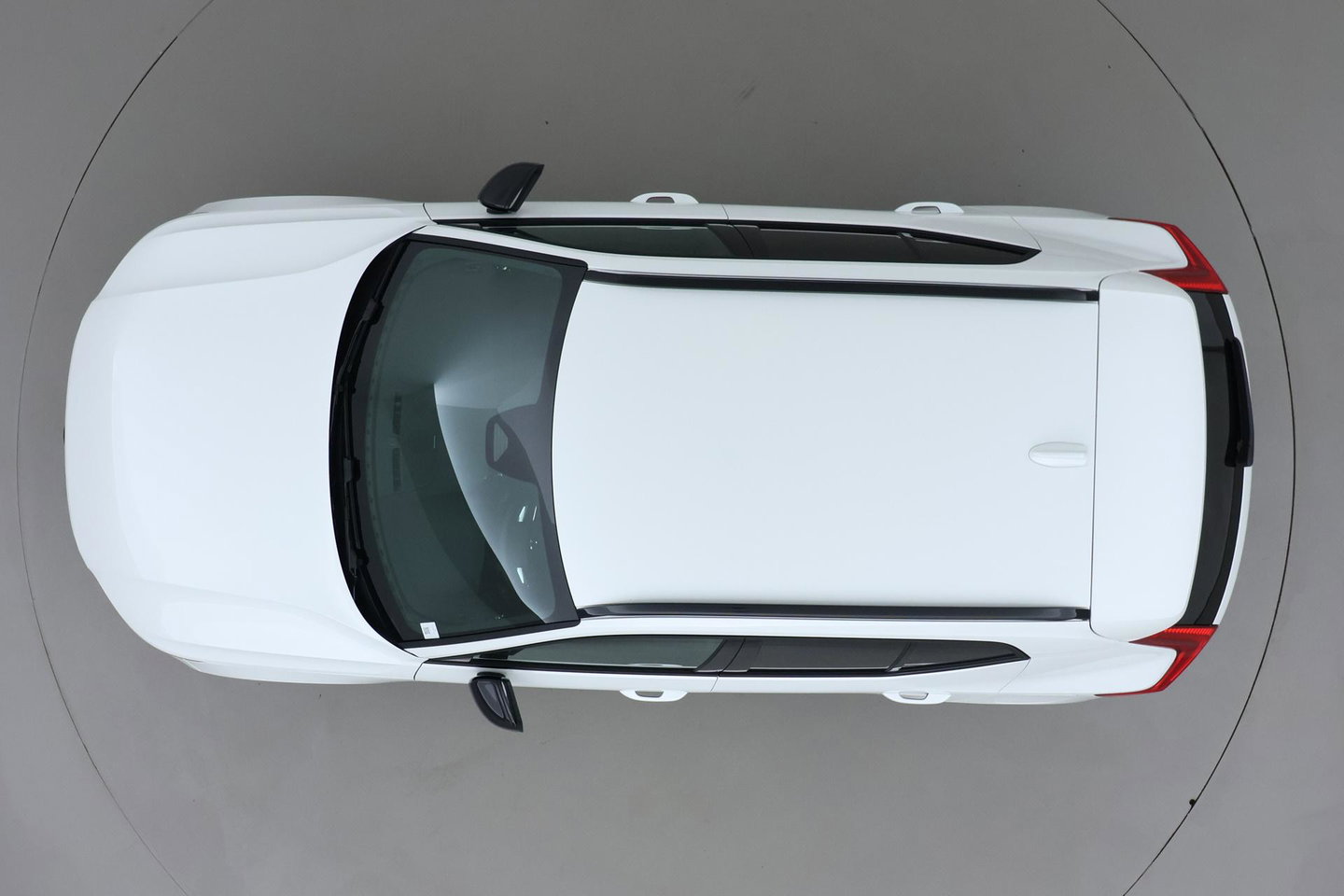 Volvo EX40 Extended Range Plus Black Edition 82 kWh | ACC | Harman/Kardon | 360° Camera | Stoel+Stuurverwarming | BLIS | 20 Inch