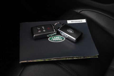 Land Rover Range Rover Evoque 1.5 P300e AWD R-Dynamic SE | Stoel+Stuurverwarming | Camera | 20 Inch | Getint Glas | Keyless