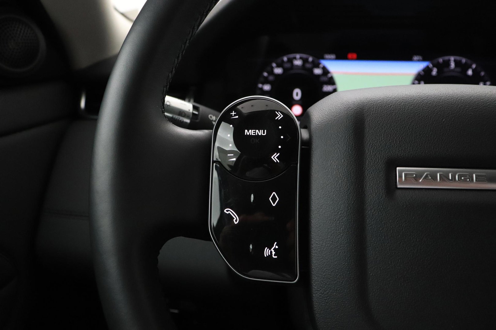 Land Rover Range Rover Evoque 1.5 P300e AWD R-Dynamic SE | Stoel+Stuurverwarming | Camera | 20 Inch | Getint Glas | Keyless