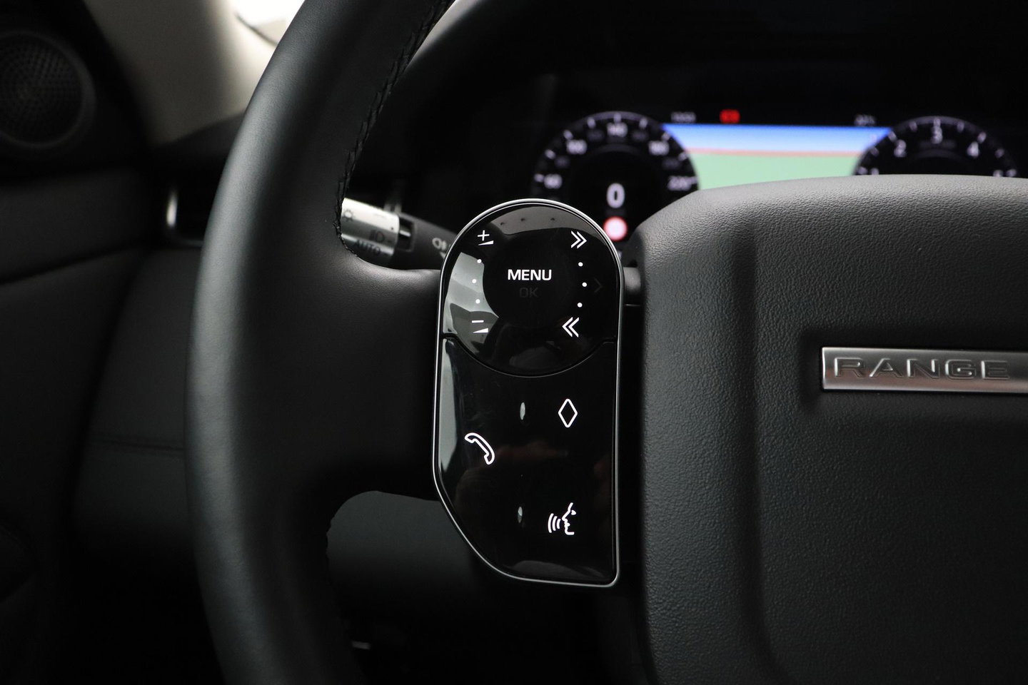 Land Rover Range Rover Evoque 1.5 P300e AWD R-Dynamic SE | Stoel+Stuurverwarming | Camera | 20 Inch | Getint Glas | Keyless