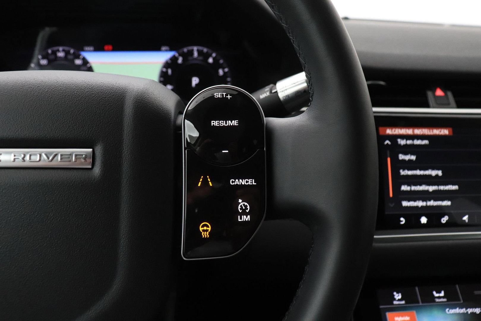 Land Rover Range Rover Evoque 1.5 P300e AWD R-Dynamic SE | Stoel+Stuurverwarming | Camera | 20 Inch | Getint Glas | Keyless