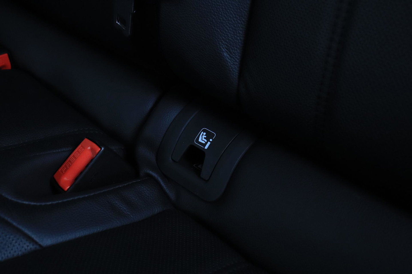 Land Rover Range Rover Evoque 1.5 P300e AWD R-Dynamic SE | Stoel+Stuurverwarming | Camera | 20 Inch | Getint Glas | Keyless