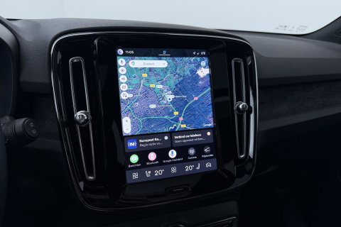 Volvo EX40 Single Motor Extended Range Plus Black Ed. 82 kWh | ACC | Panoramadak | 360° Camera | Harman/Kardon | BLIS | 20 Inch