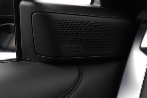Land Rover Range Rover 3.0 P460e HSE PHEV | Meridian Surround | ClearSight | Trekhaak | Luchtvering | Panoramadak