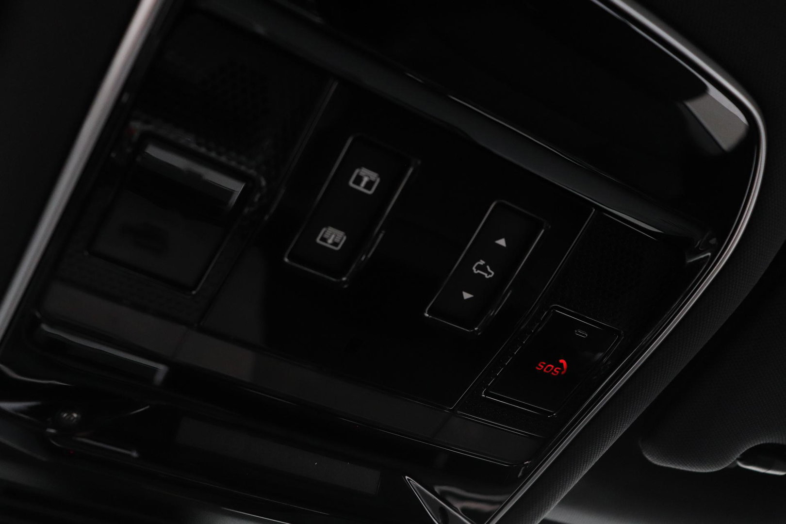 Land Rover Range Rover 3.0 P460e HSE PHEV | Meridian Surround | ClearSight | Trekhaak | Luchtvering | Panoramadak