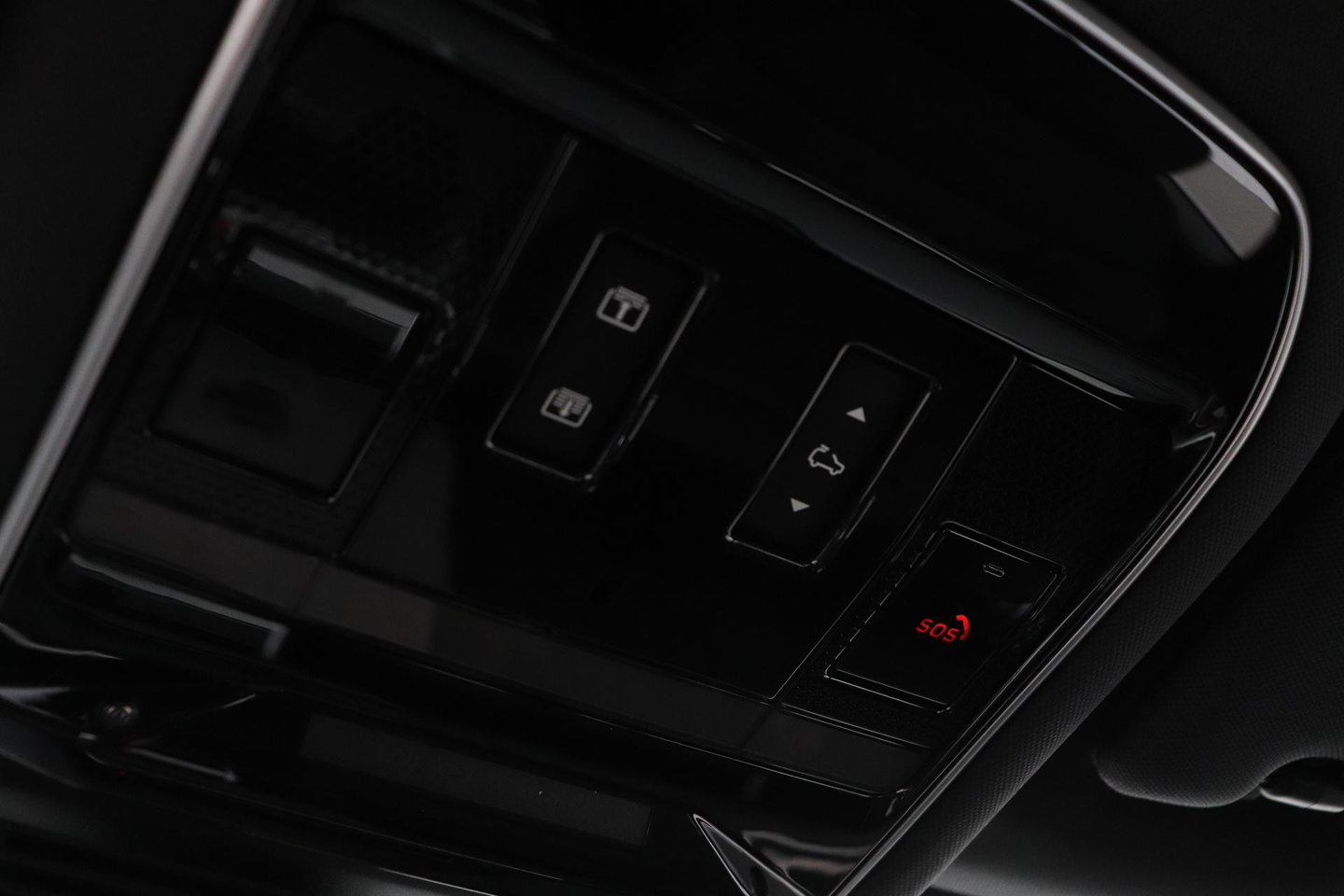 Land Rover Range Rover 3.0 P460e HSE PHEV | Meridian Surround | ClearSight | Trekhaak | Luchtvering | Panoramadak