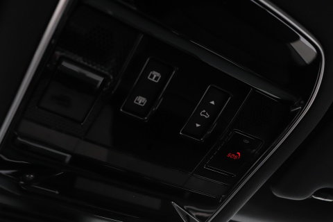Land Rover Range Rover 3.0 P460e HSE PHEV | Meridian Surround | ClearSight | Trekhaak | Luchtvering | Panoramadak