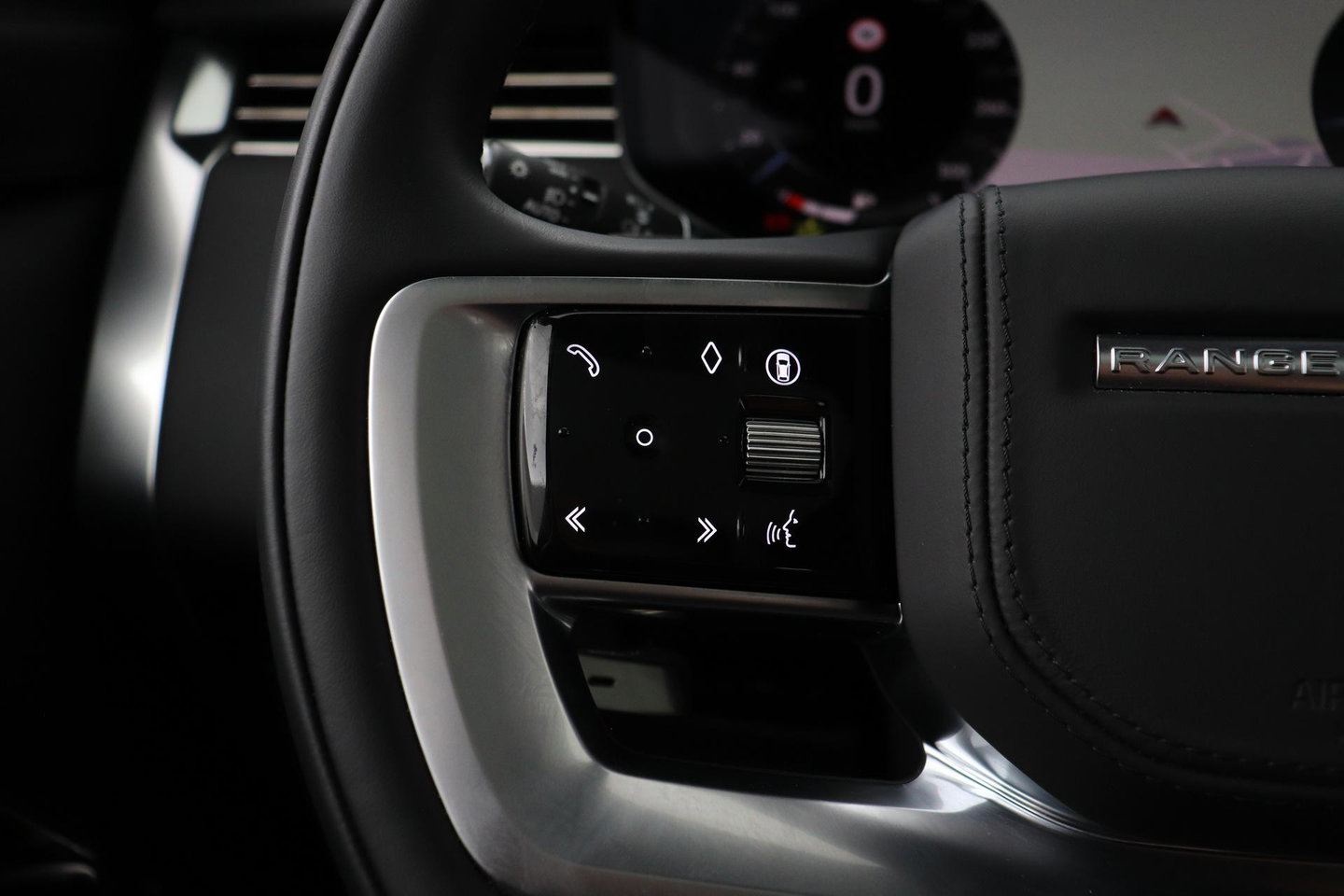 Land Rover Range Rover 3.0 P460e HSE PHEV | Meridian Surround | ClearSight | Trekhaak | Luchtvering | Panoramadak