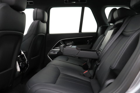 Land Rover Range Rover 3.0 P460e HSE PHEV | Meridian Surround | ClearSight | Trekhaak | Luchtvering | Panoramadak