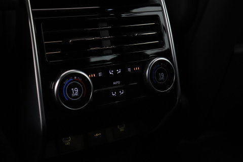 Land Rover Range Rover 3.0 P460e HSE PHEV | Meridian Surround | ClearSight | Trekhaak | Luchtvering | Panoramadak