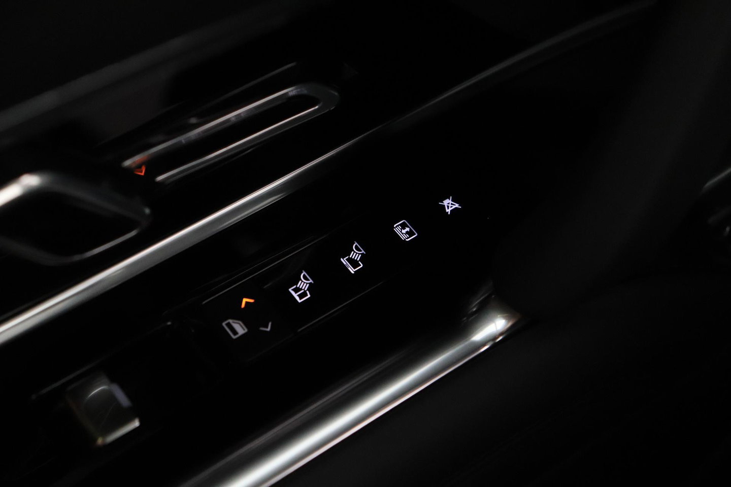 Land Rover Range Rover 3.0 P460e HSE PHEV | Meridian Surround | ClearSight | Trekhaak | Luchtvering | Panoramadak
