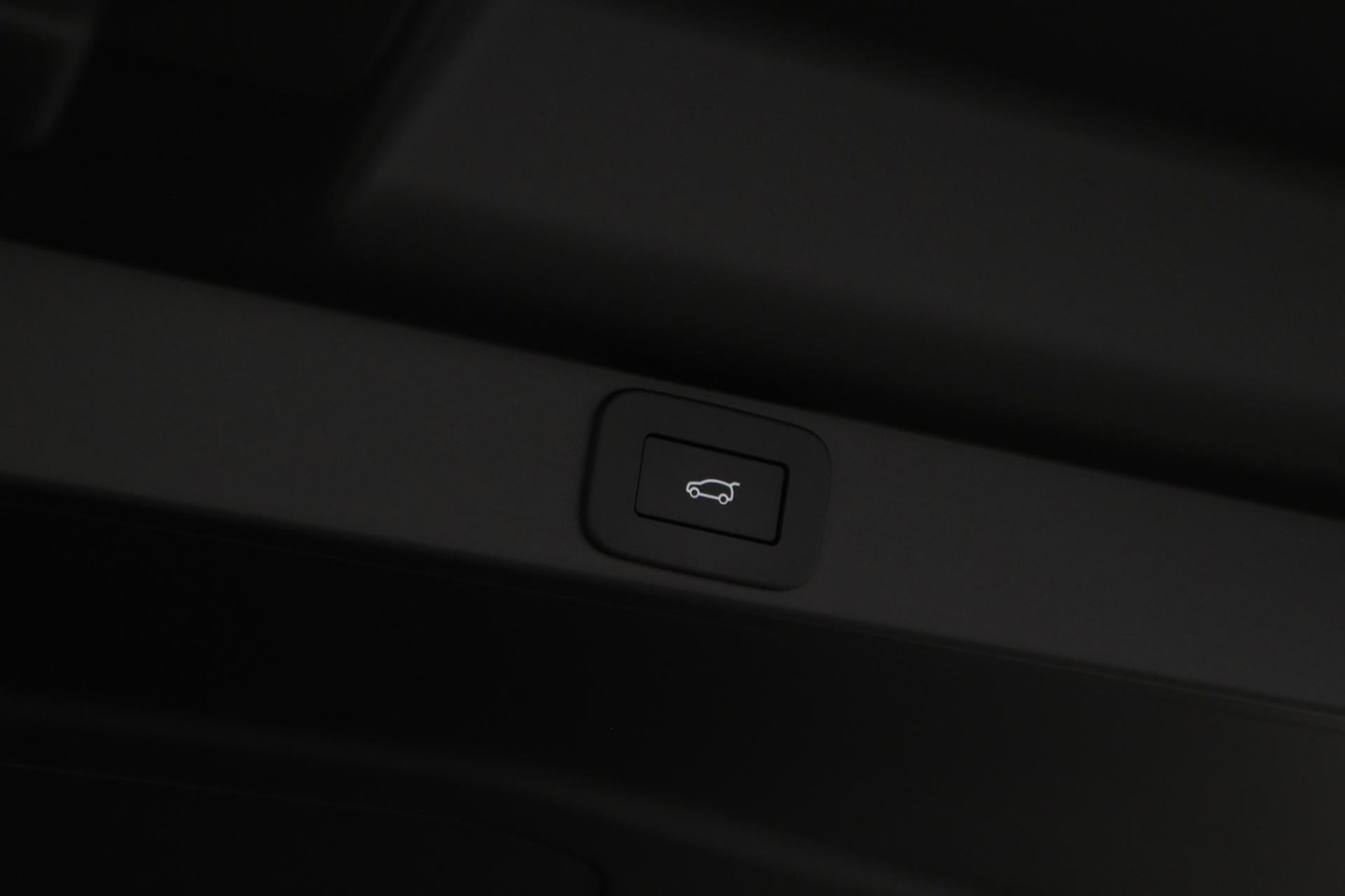 Land Rover Range Rover 3.0 P460e HSE PHEV | Meridian Surround | ClearSight | Trekhaak | Luchtvering | Panoramadak