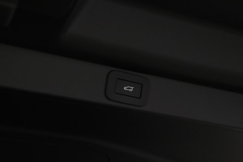 Land Rover Range Rover 3.0 P460e HSE PHEV | Meridian Surround | ClearSight | Trekhaak | Luchtvering | Panoramadak