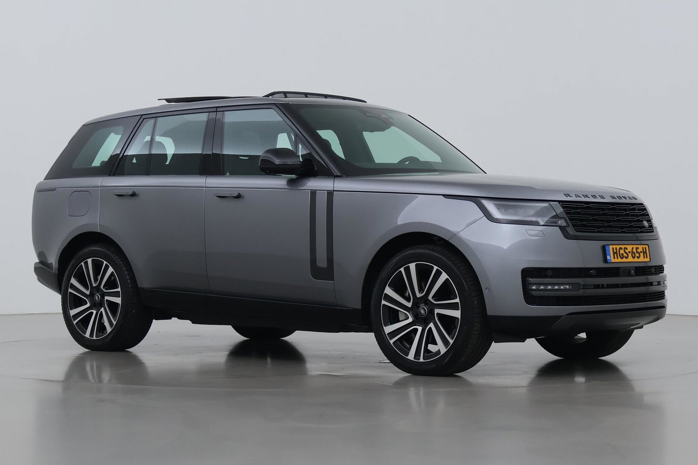 Land Rover Range Rover 3.0 P460e HSE PHEV | Meridian Surround | ClearSight | Trekhaak | Luchtvering | Panoramadak