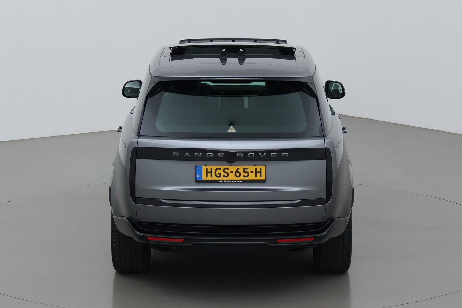 Land Rover Range Rover 3.0 P460e HSE PHEV | Meridian Surround | ClearSight | Trekhaak | Luchtvering | Panoramadak