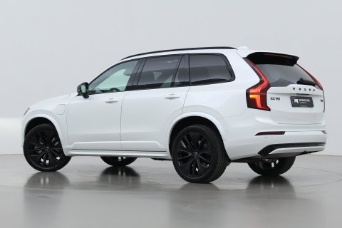 Volvo XC90 T8 Plug-in hybrid Ultra Black Edition | Luchtvering | Trekhaak | Head-Up | 360° Camera | Panoramadak