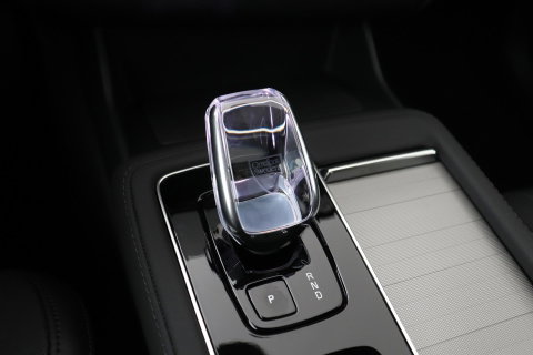 Volvo XC90 T8 Plug-in hybrid Ultra Black Edition | Luchtvering | Trekhaak | Head-Up | 360° Camera | Panoramadak