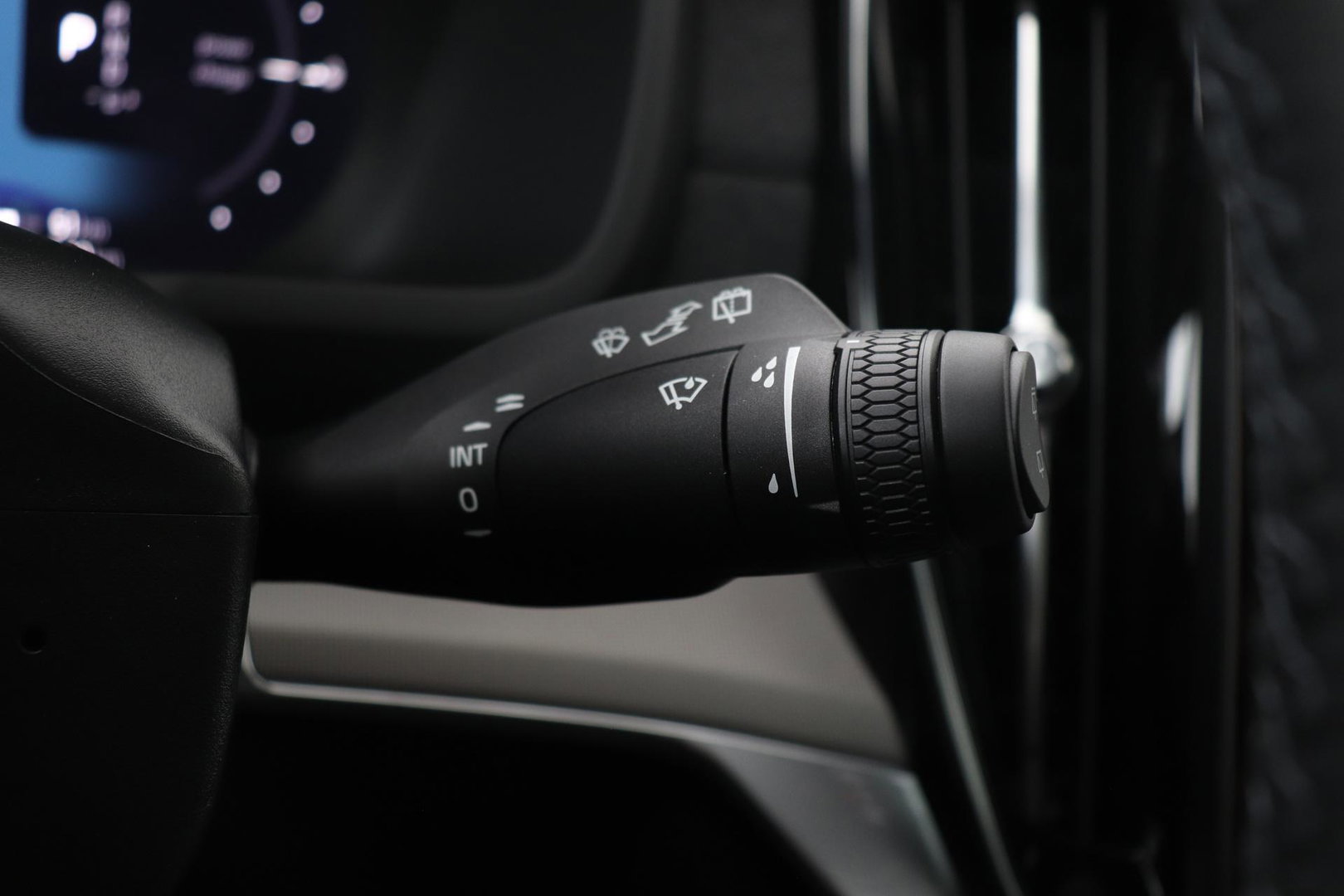Volvo XC90 T8 Plug-in hybrid Ultra Black Edition | Luchtvering | Trekhaak | Head-Up | 360° Camera | Panoramadak